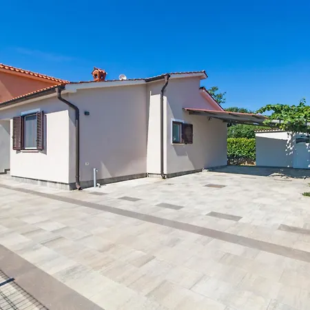 Villa House Gortan - With Heated Pool Near Pula Istria - Ferienhaus Istrien * Marčana