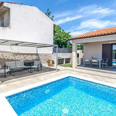 Gortan - Pool House For 7 Guests Near Pula Istria - Istrien * Marcana