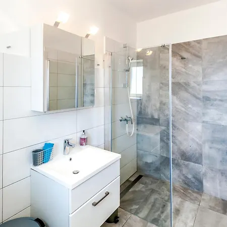 Gortan - Pool House For 7 Guests Near Pula Istria - Istrien *